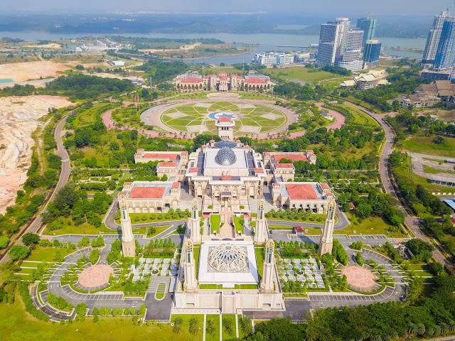 Top Ten Places To Visit In Malaysia