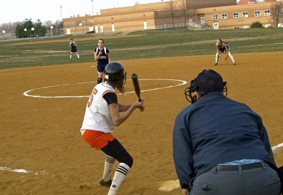 Know The Features Of Softball Bats And Baseball Bats